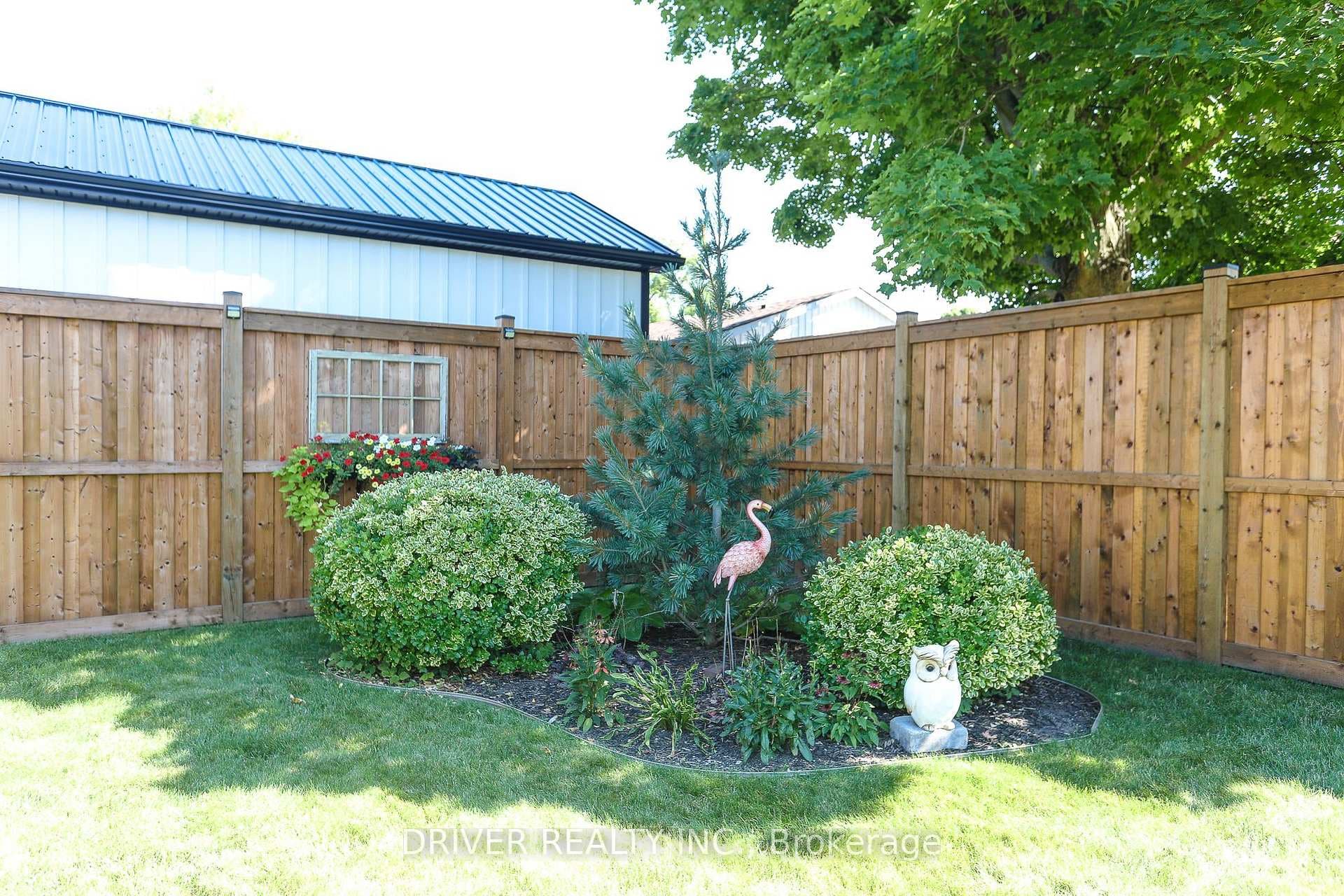 ~Lovely Landscaping~