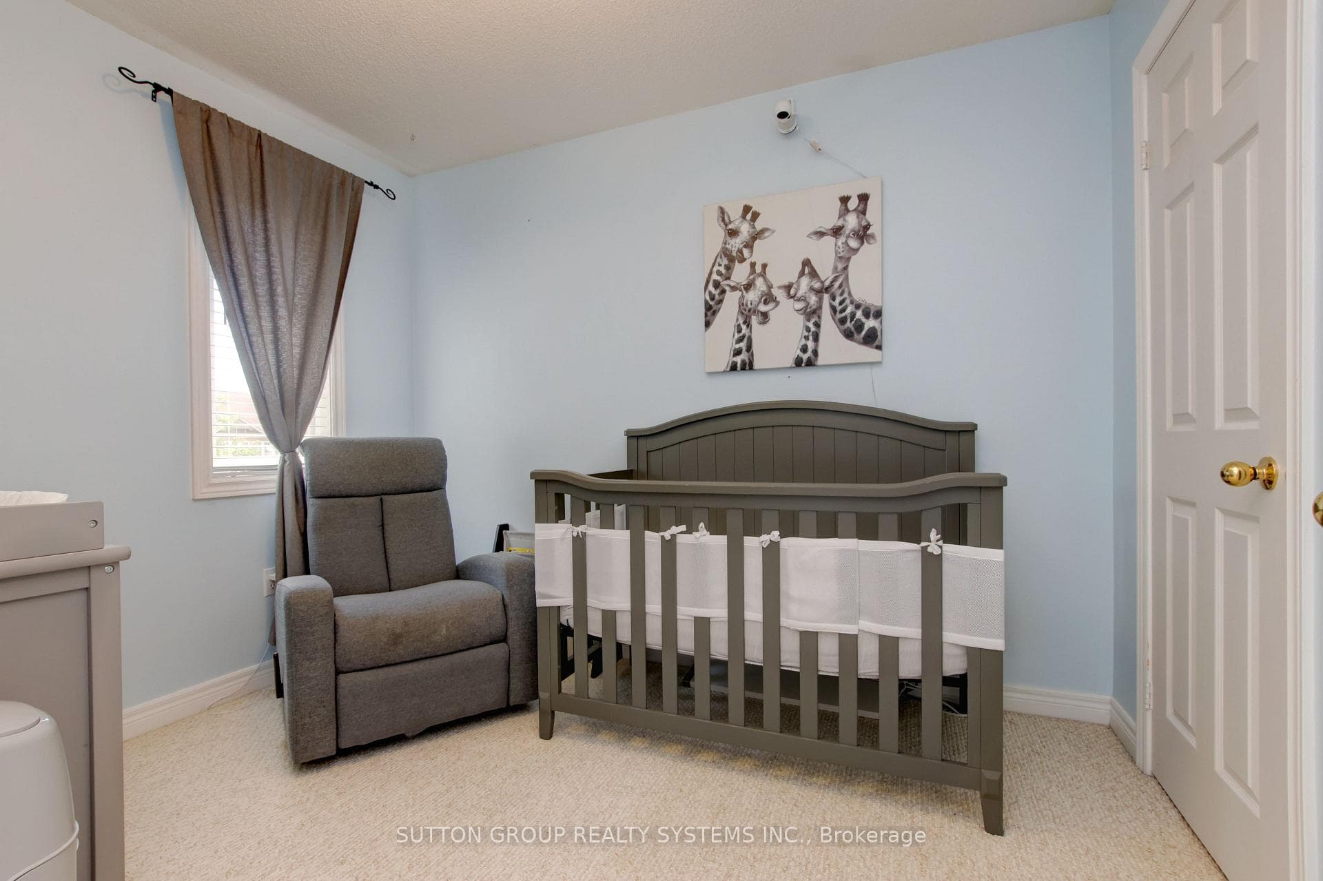 47 Nathaniel Crescent photo 24