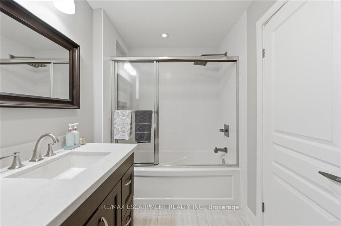 69 Nash Road photo 17