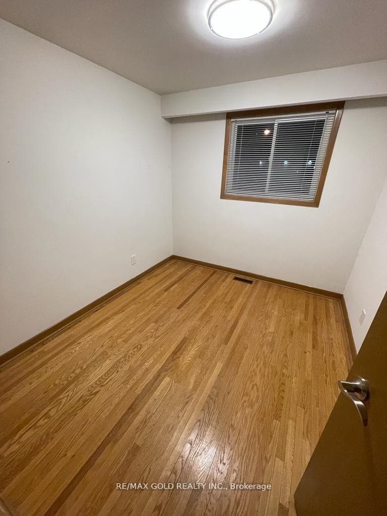39 Magnolia Avenue photo 5