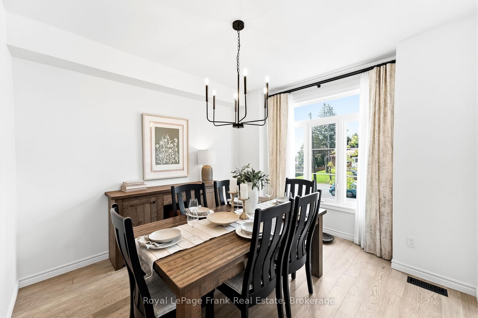 27 Shand Lane photo 16