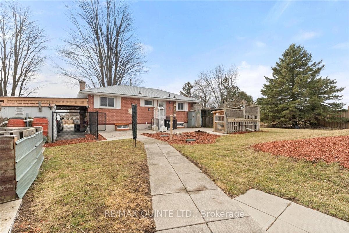 87 Grass Boulevard photo 37