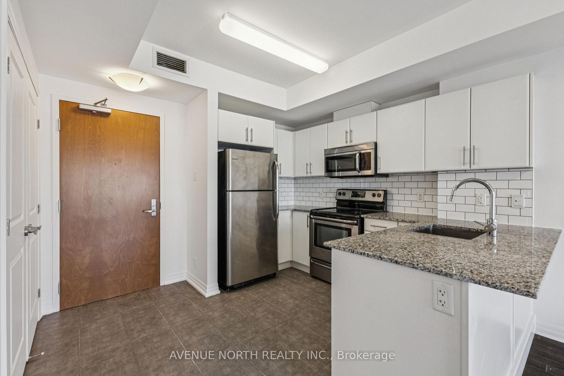 242 Rideau Street Unit 2604 photo 4