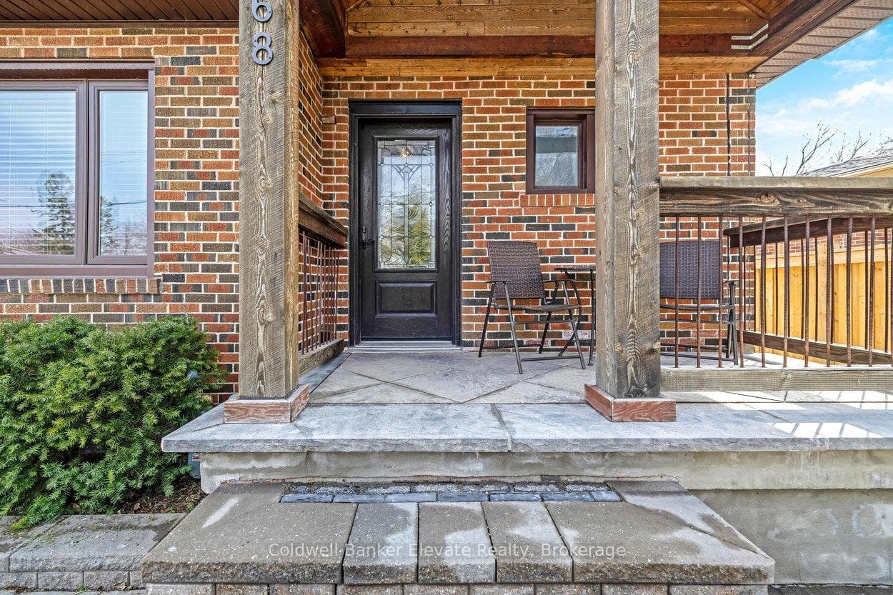 268 Peel Street photo 7