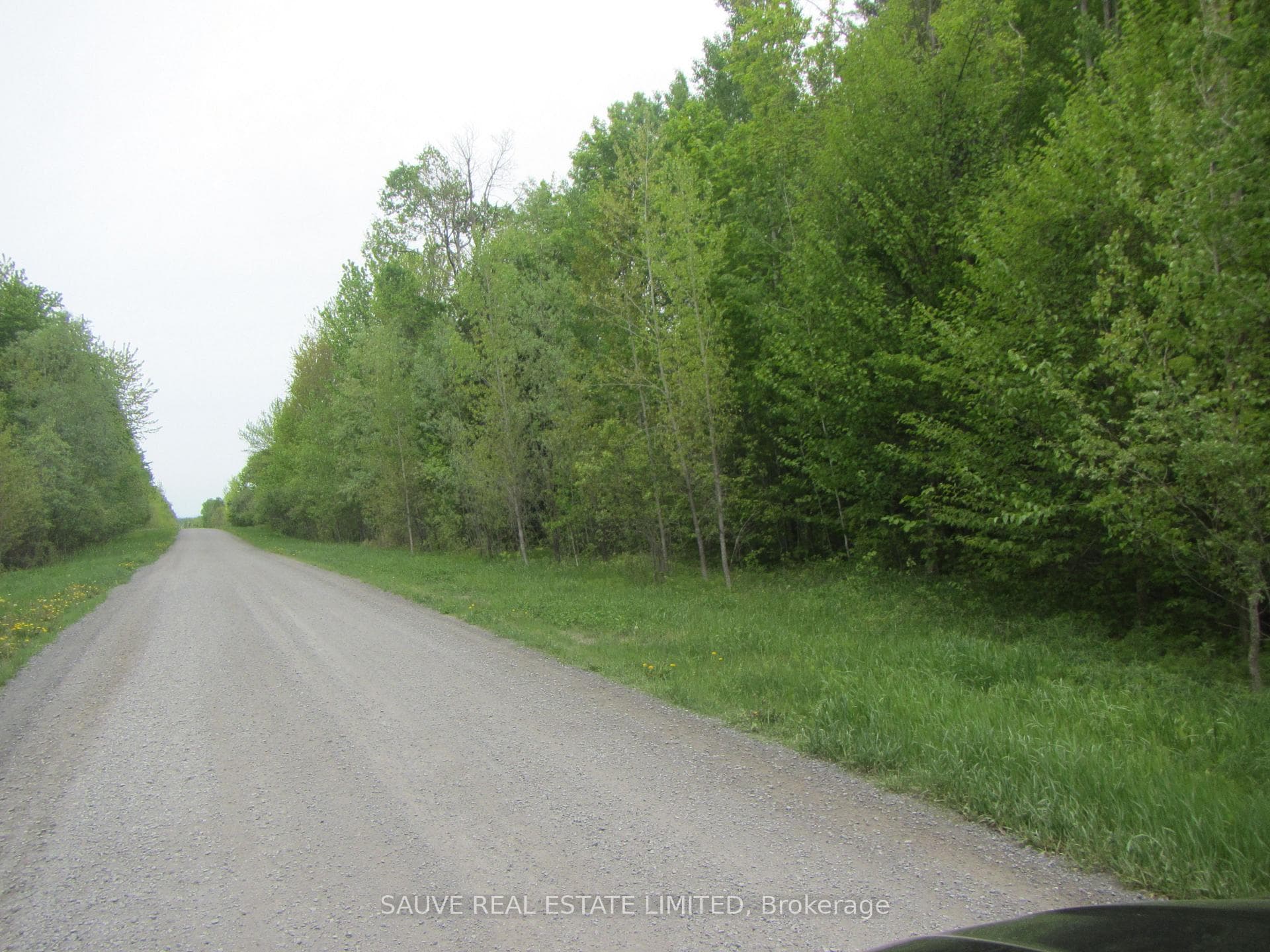 18860 Kenyon Concession 7 Road photo 2
