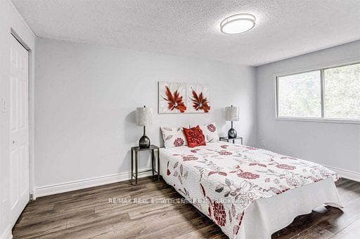 7201 Joliette Crescent Unit Upper Level photo 13