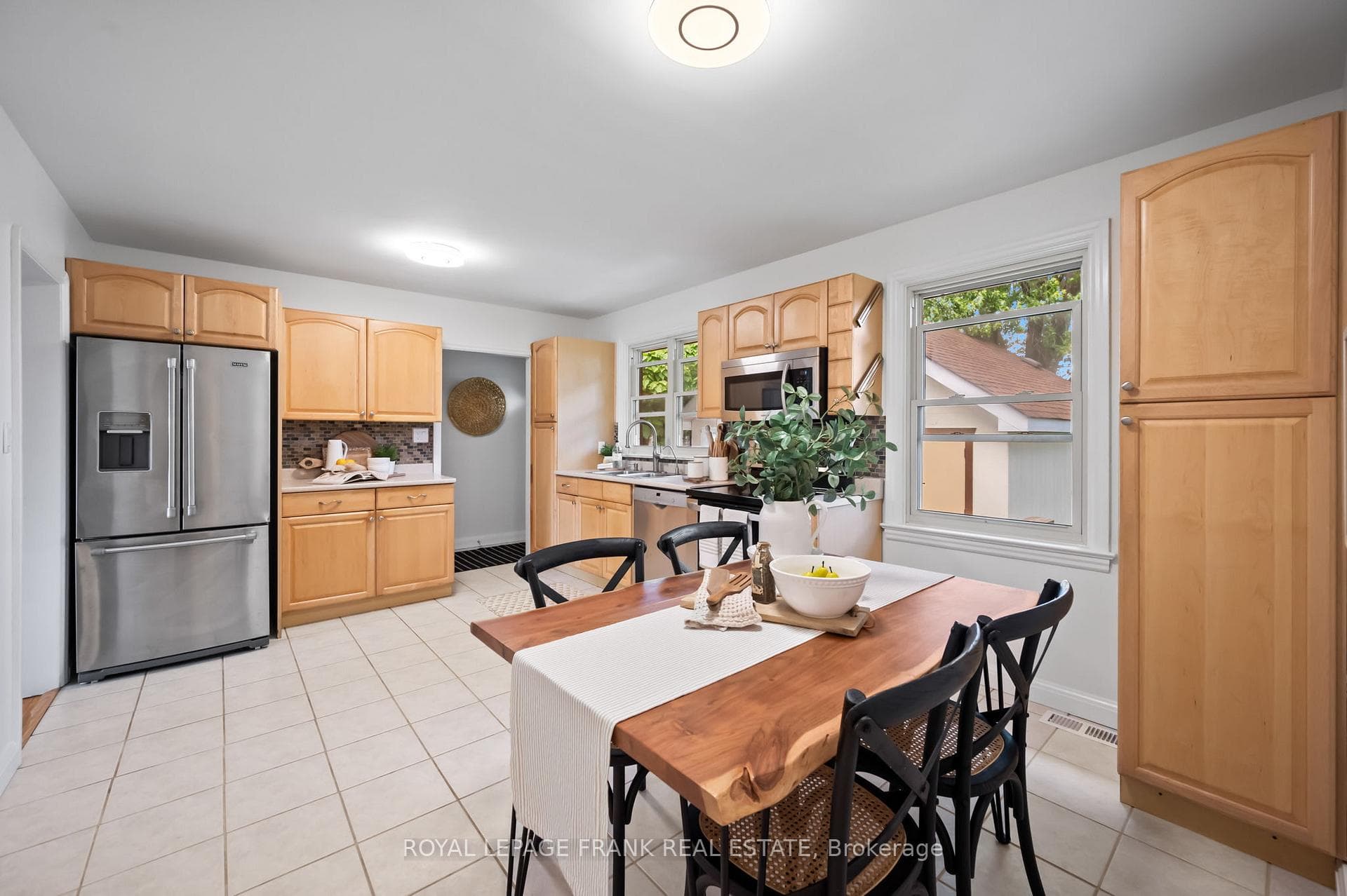 Main - Large Kitchen