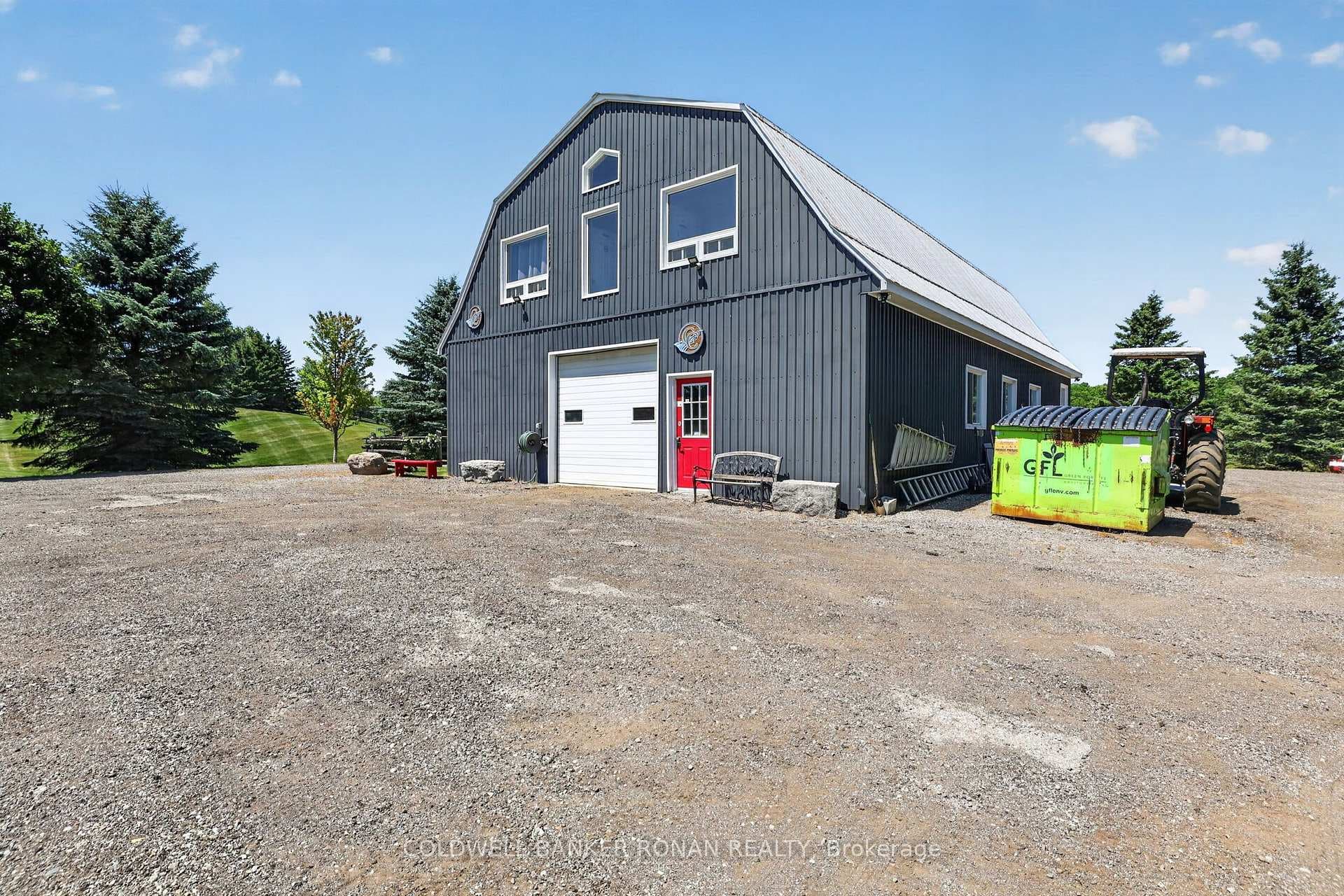 18250 Duffy's Lane photo 36