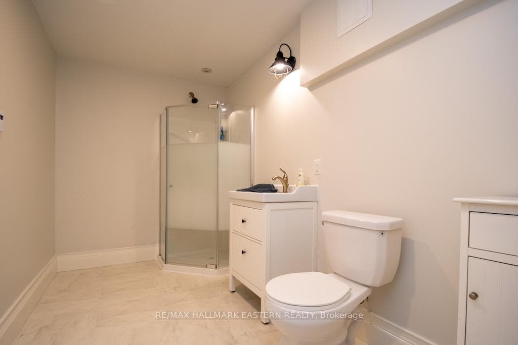 267 Edwina Drive photo 23
