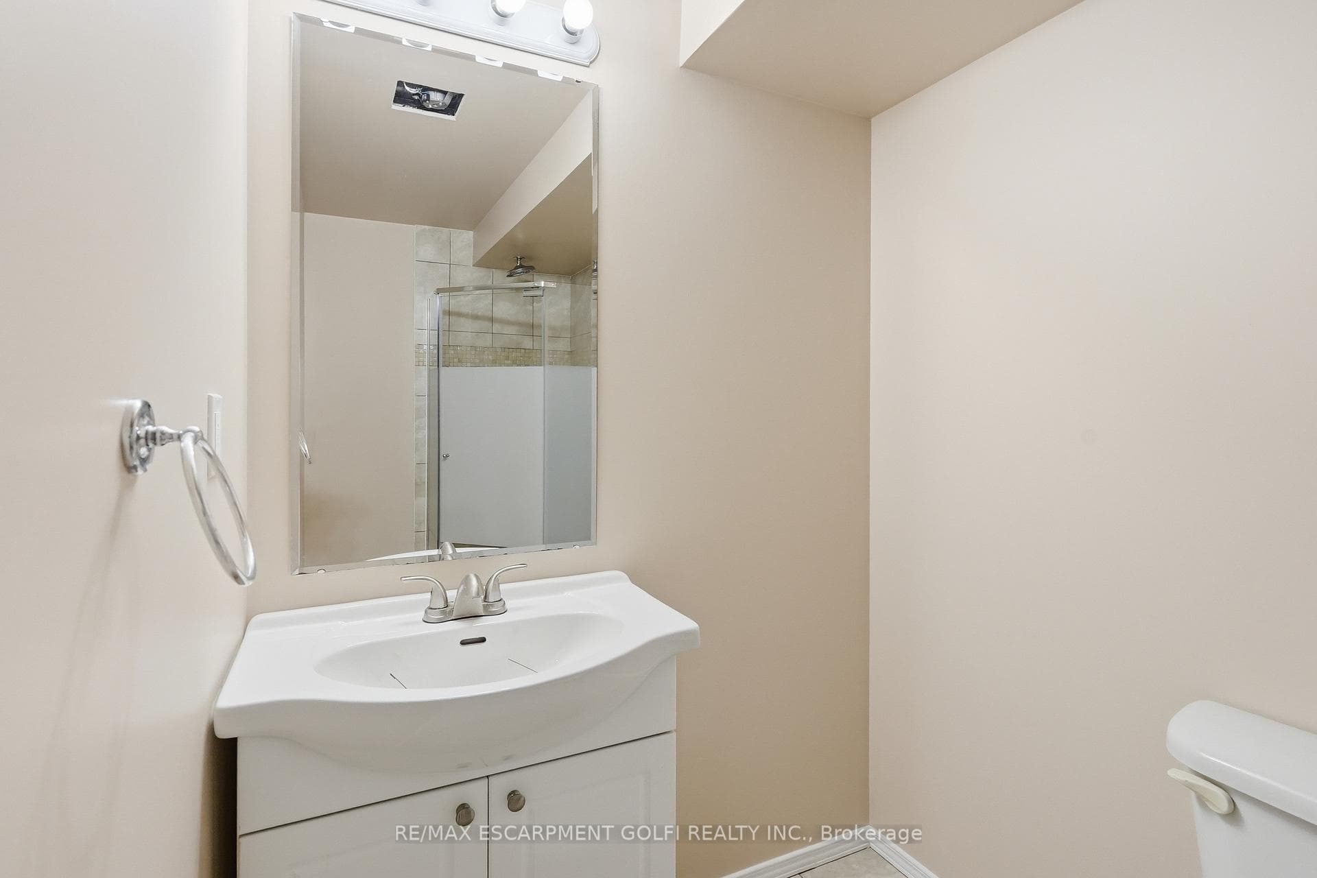 2549 Postmaster Drive photo 30