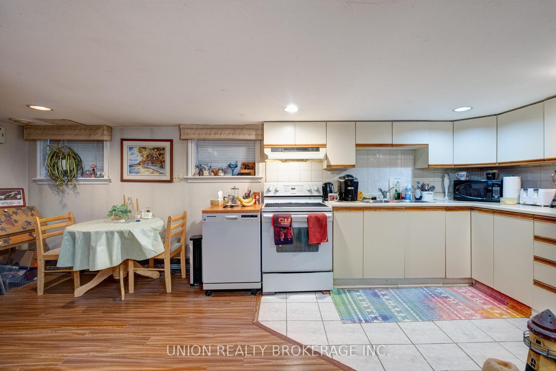40 Glen Manor Drive photo 16