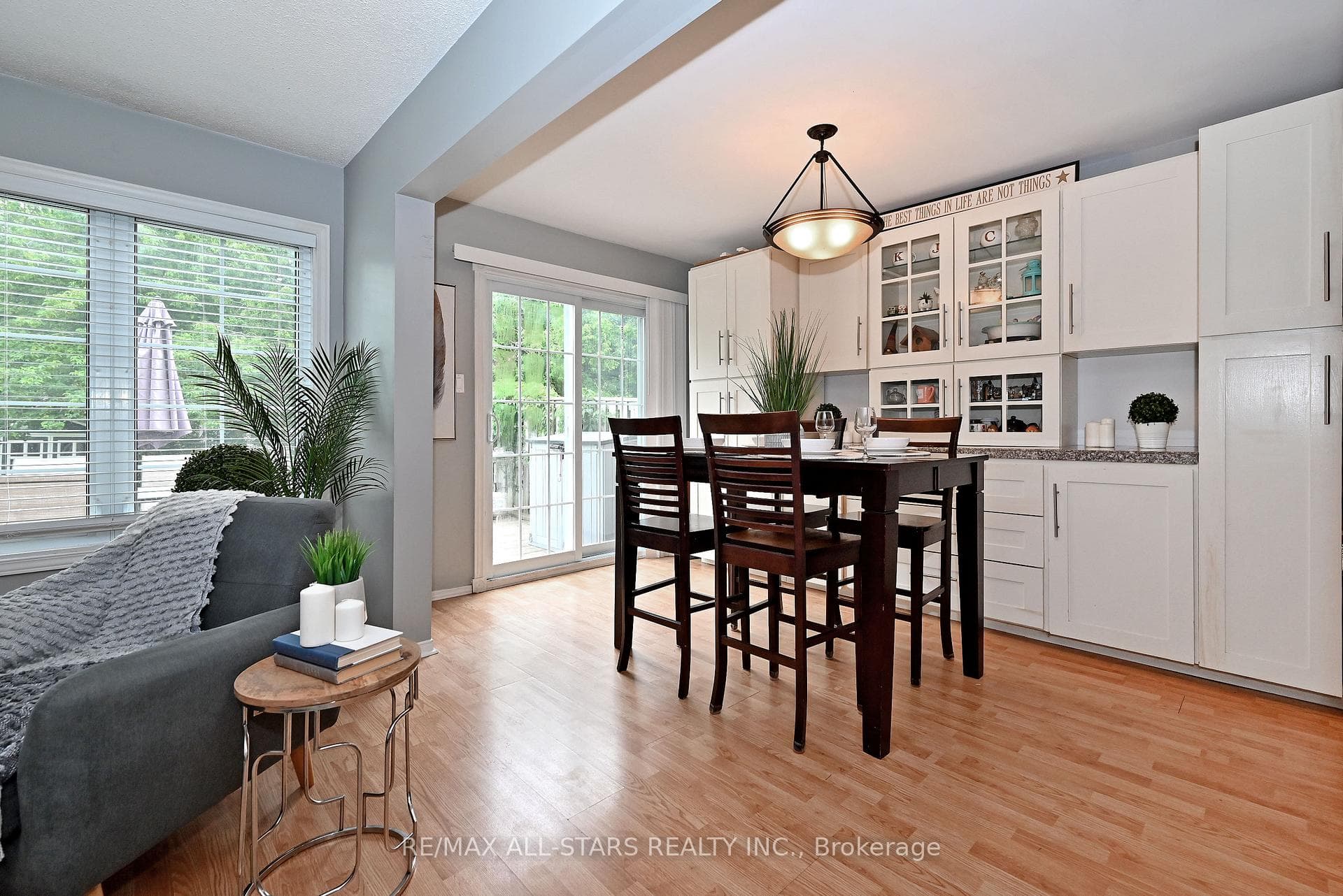 9 Opal Court photo 15