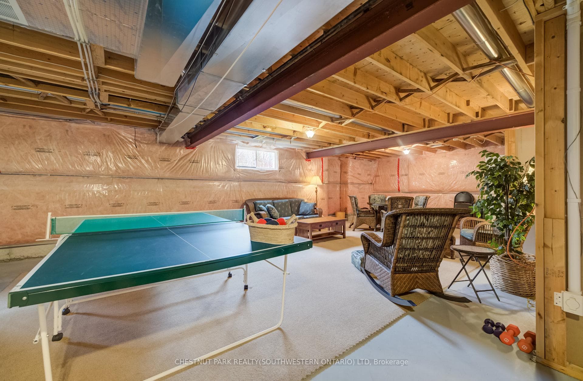 560 Springwater Drive photo 38