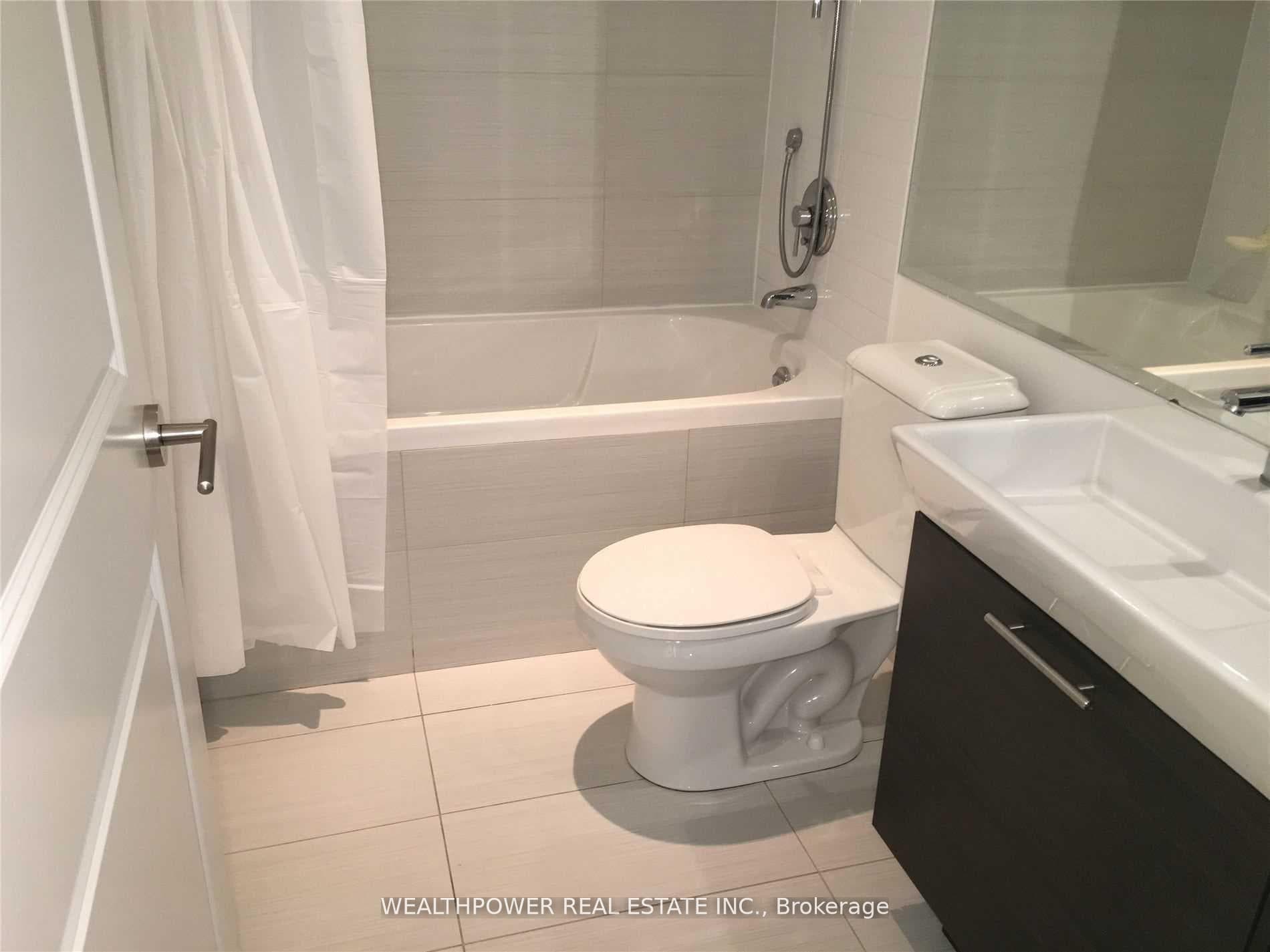 386 Yonge Street Unit 2206 photo 5