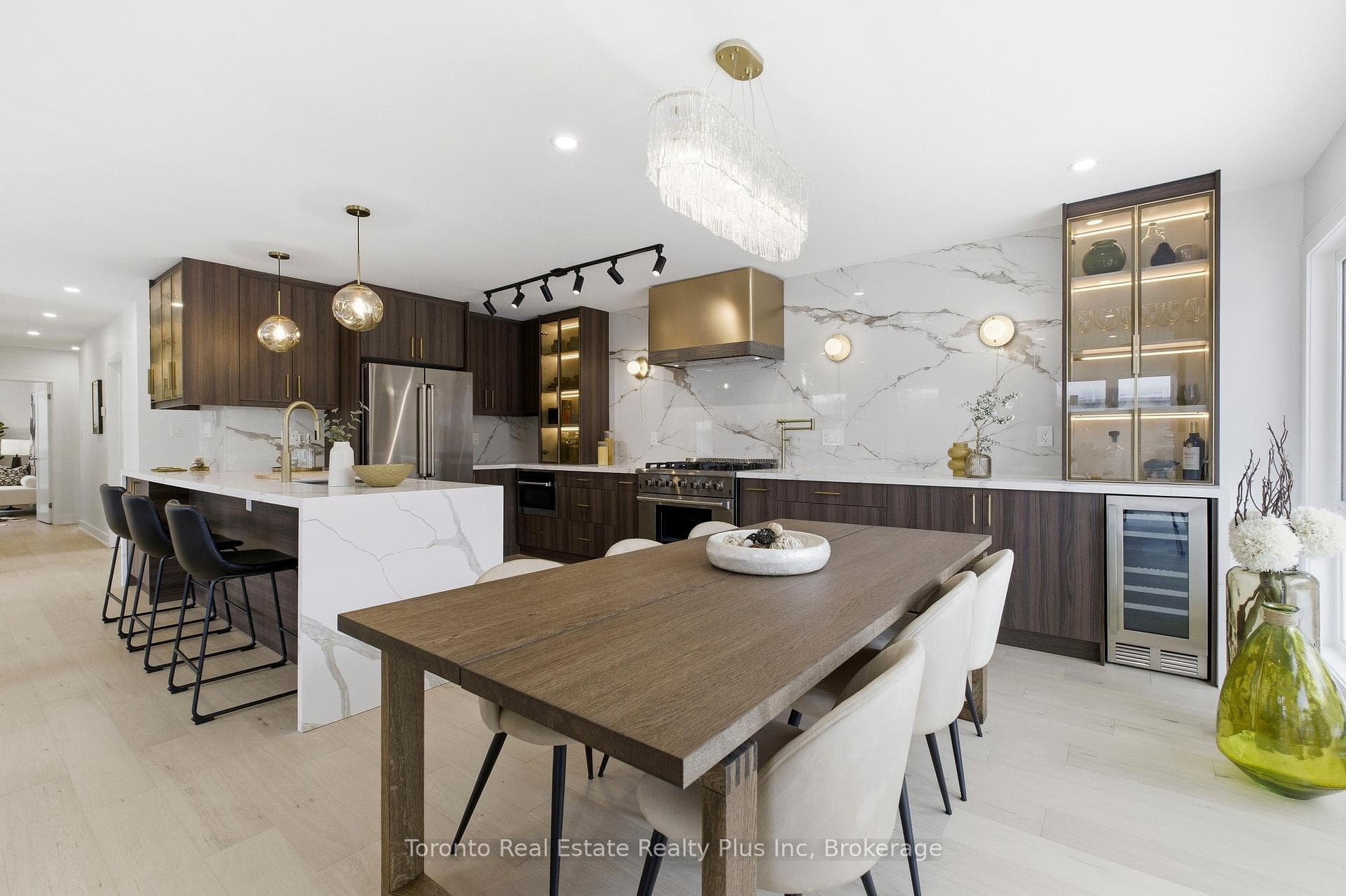 3 Blithfield Avenue photo 2