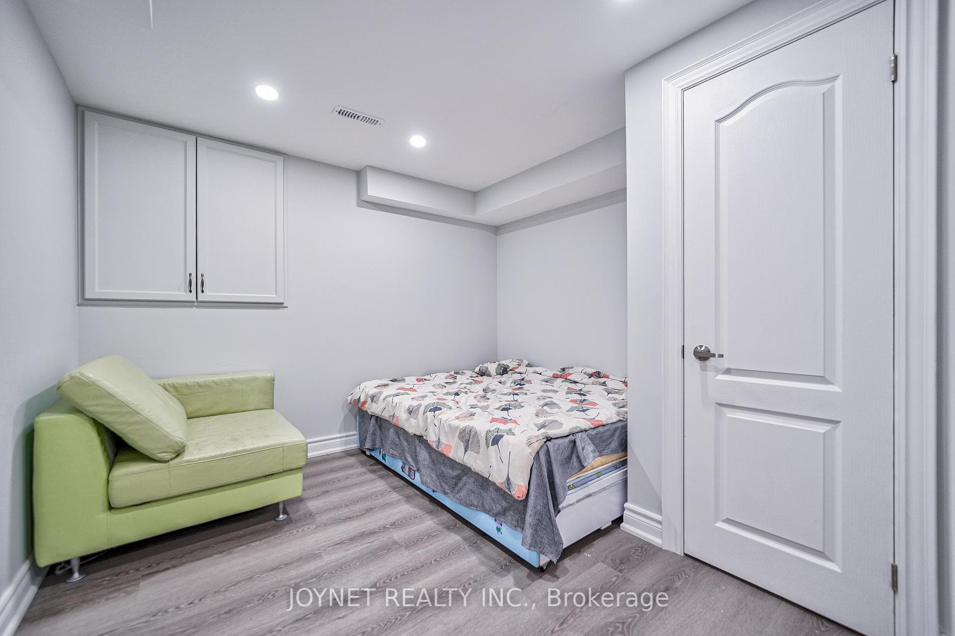 19 Longstaff Drive photo 31