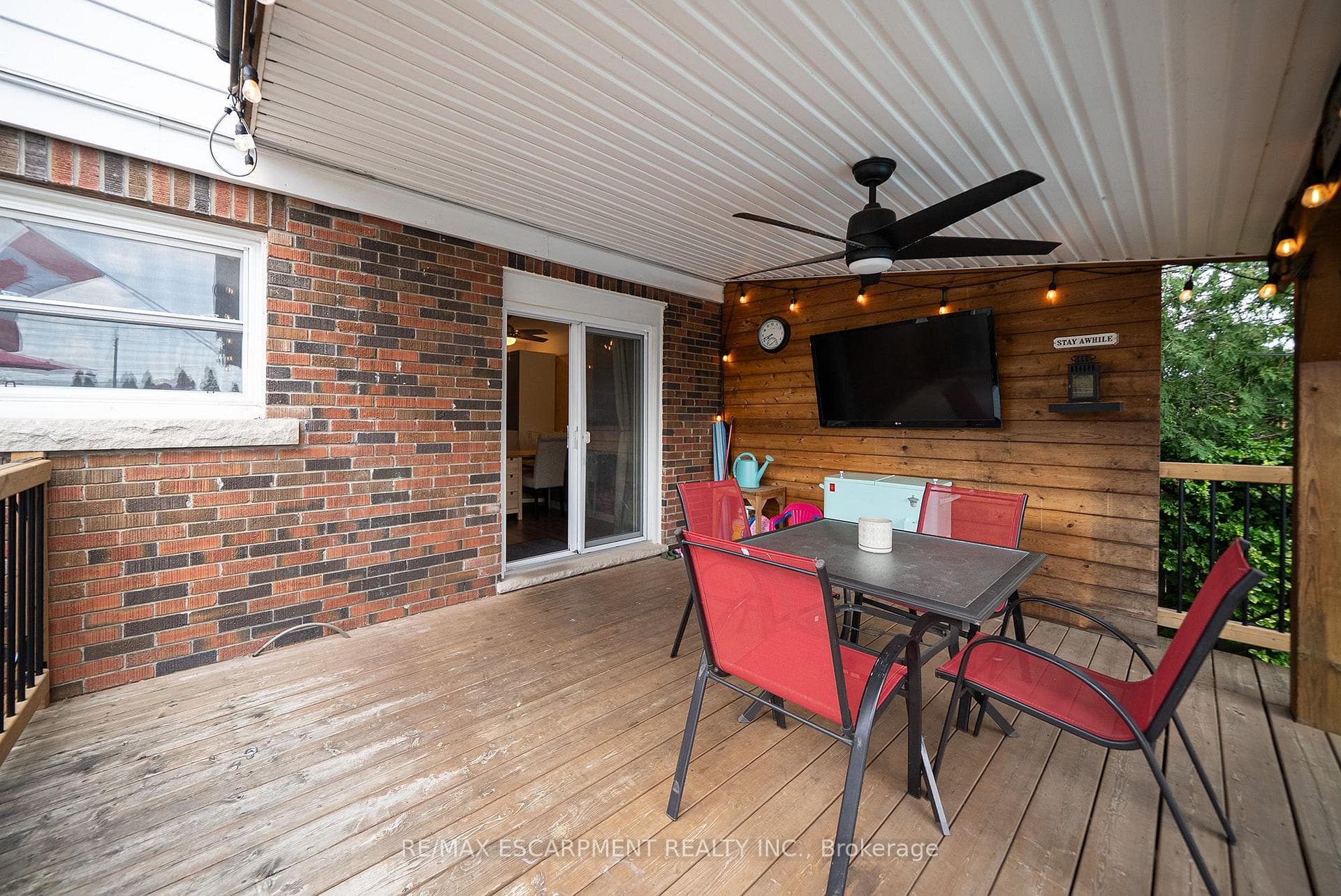 22 Burwell Street photo 31