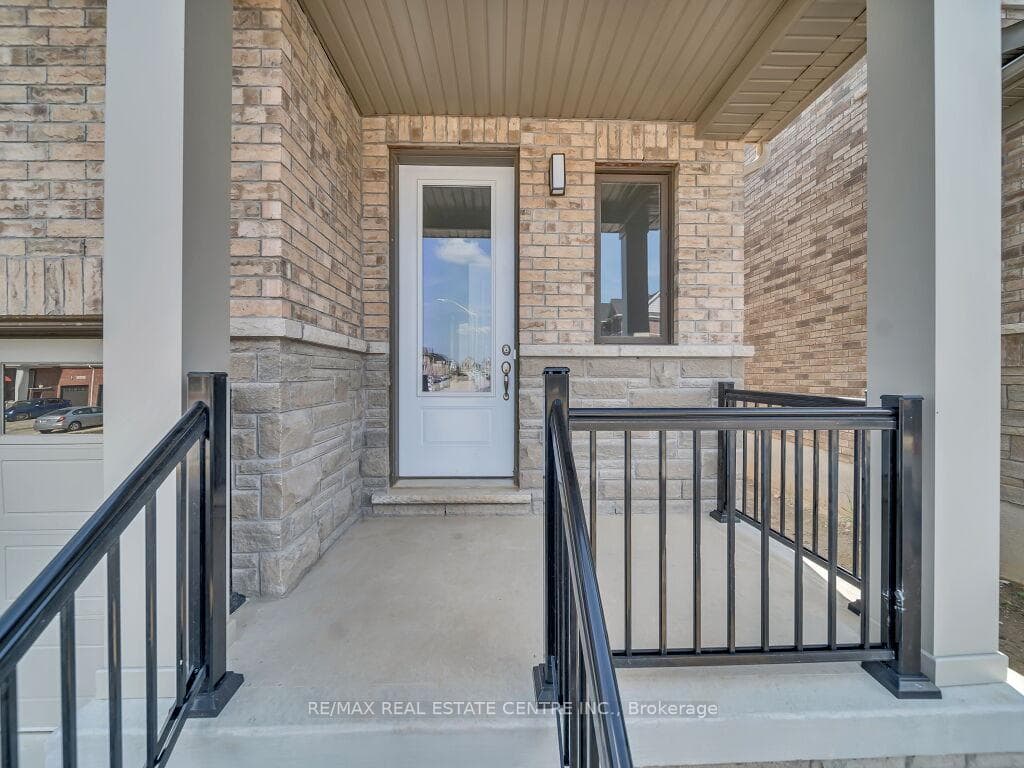 70 John Carpenter Road photo 4
