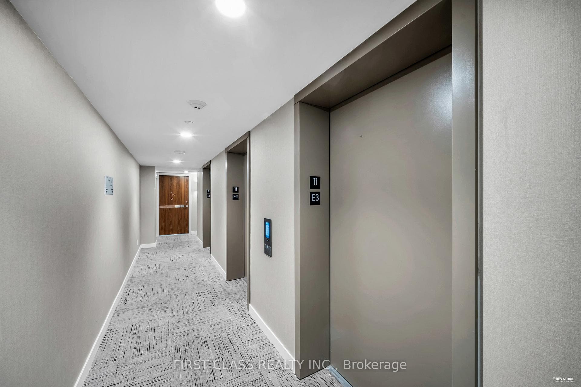 27 Mcmahon Drive Unit 1105 photo 38