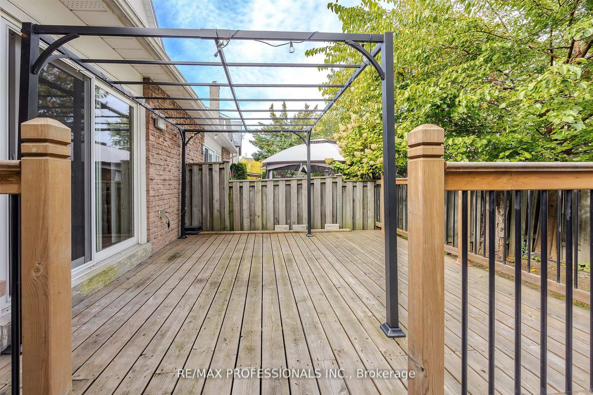 81 Millsborough Crescent photo 34
