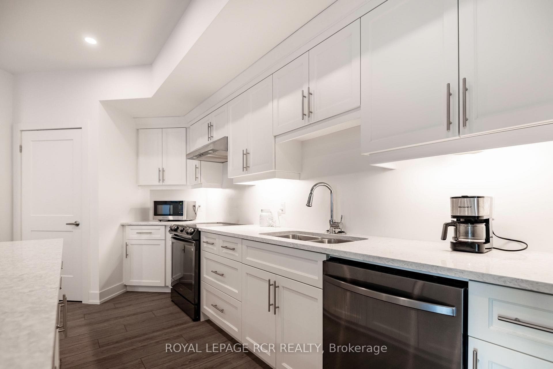 17 Centre Street Unit 309 photo 10
