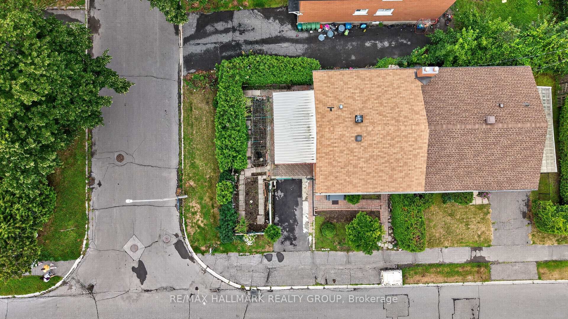 323 Poulin Avenue photo 47