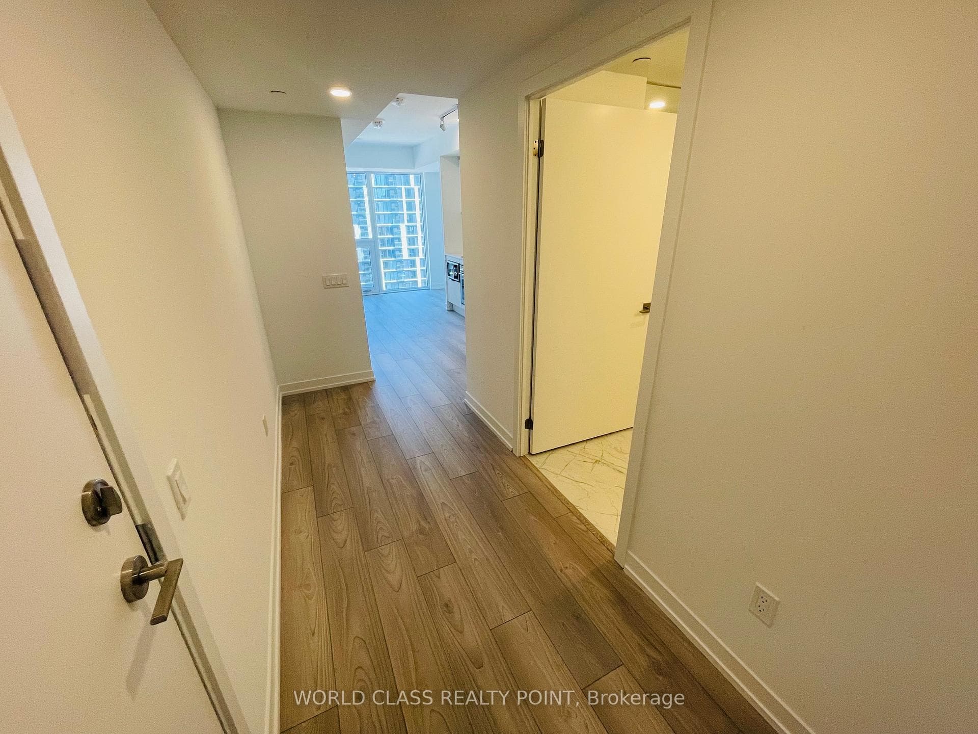 82 Dalhousie Street Unit 2318 photo 4
