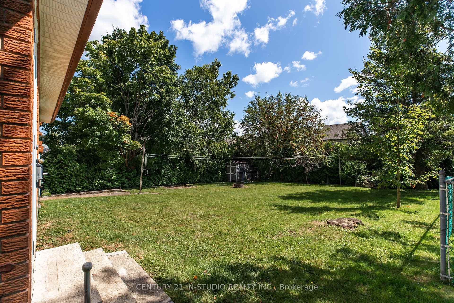 84 Grayview Drive photo 5