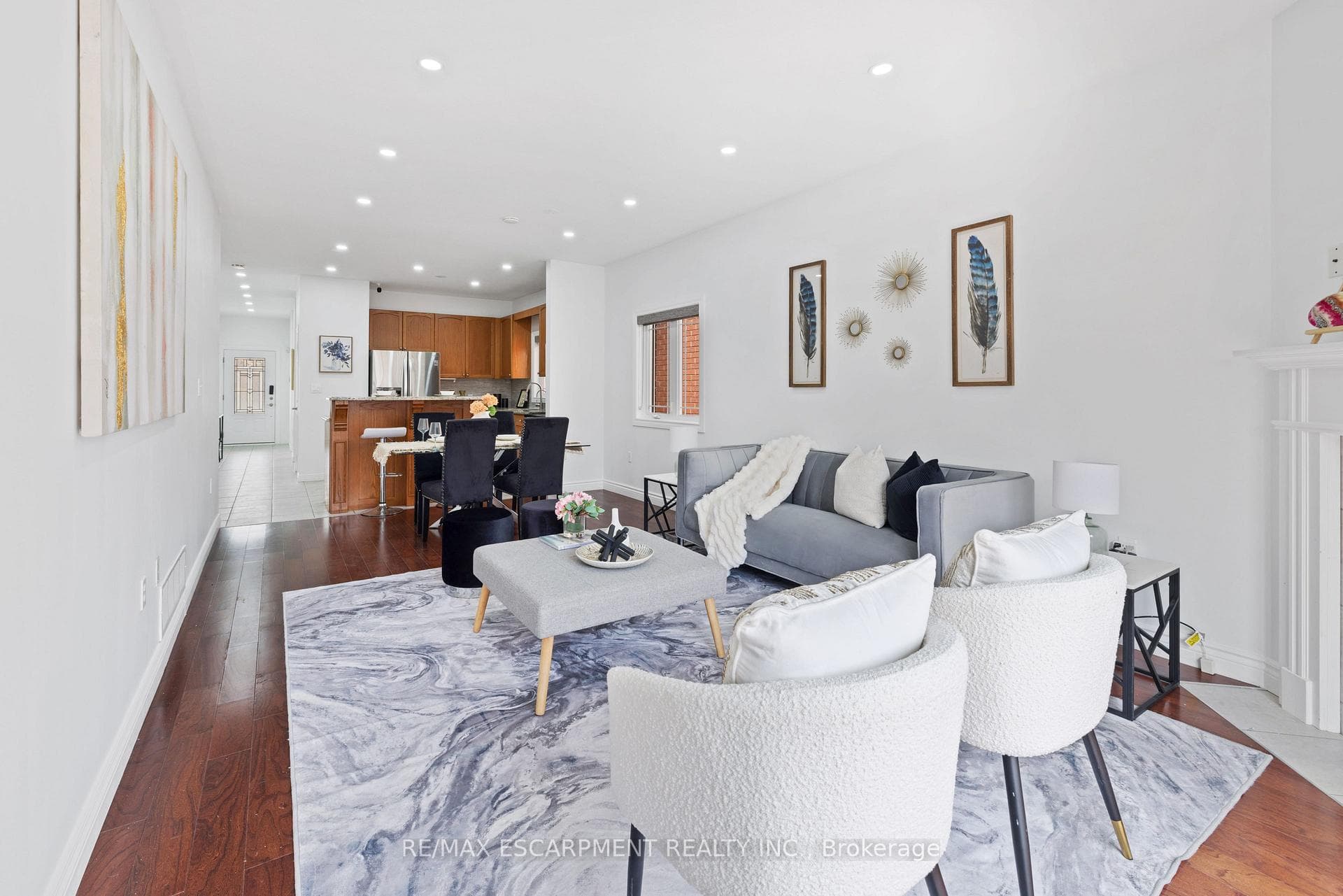 39 McKibbon Avenue photo 15
