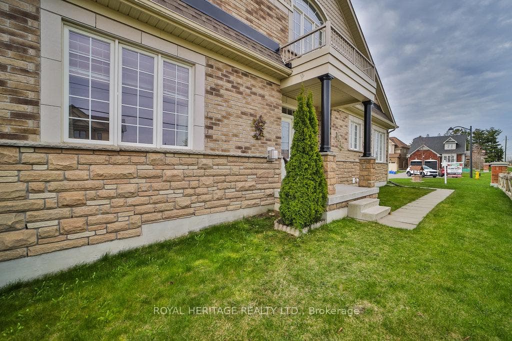 39 David Baker Court photo 4