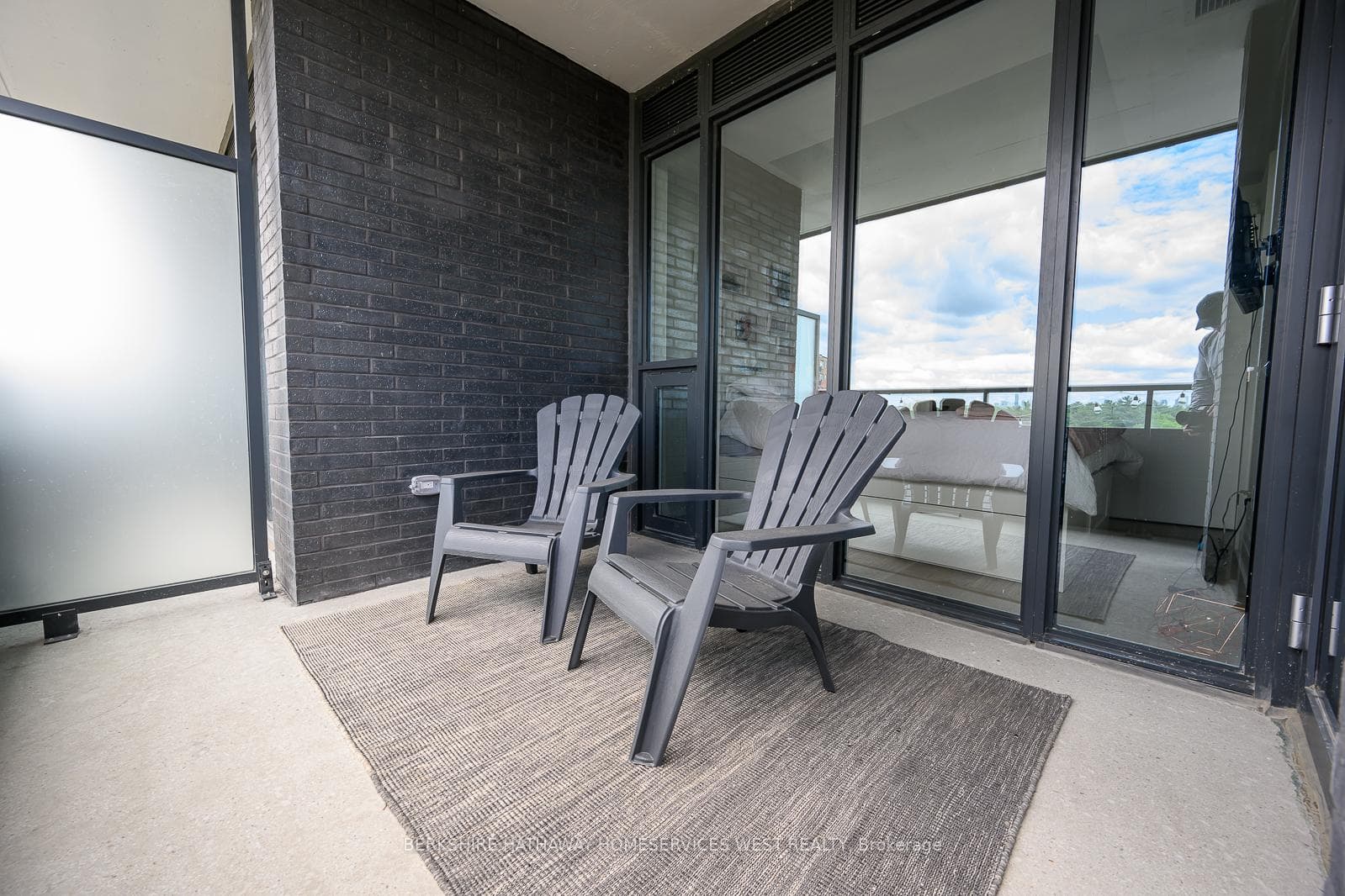 21 Park Street Unit 1009 photo 27