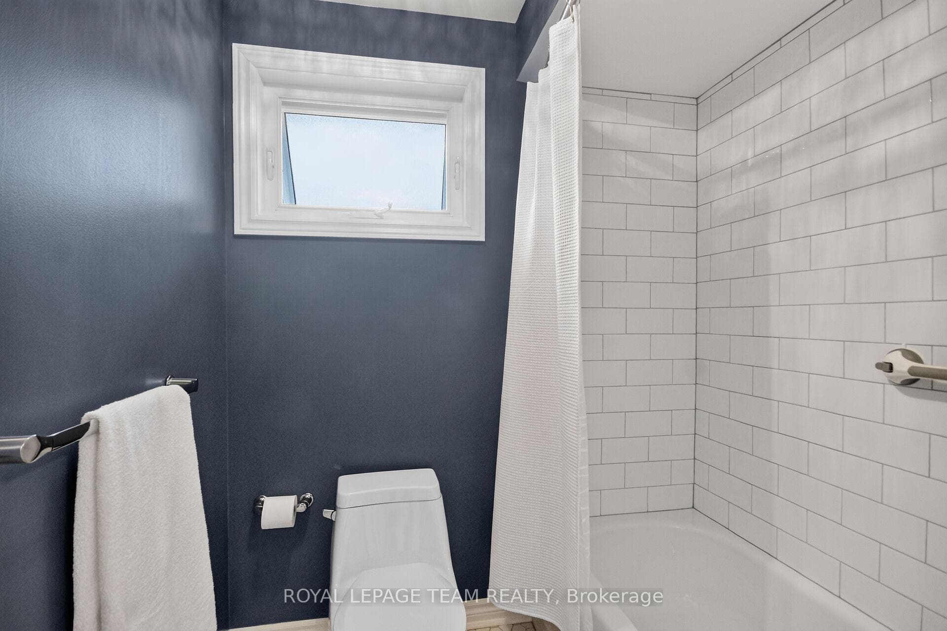 22 Lynhurst Avenue photo 36