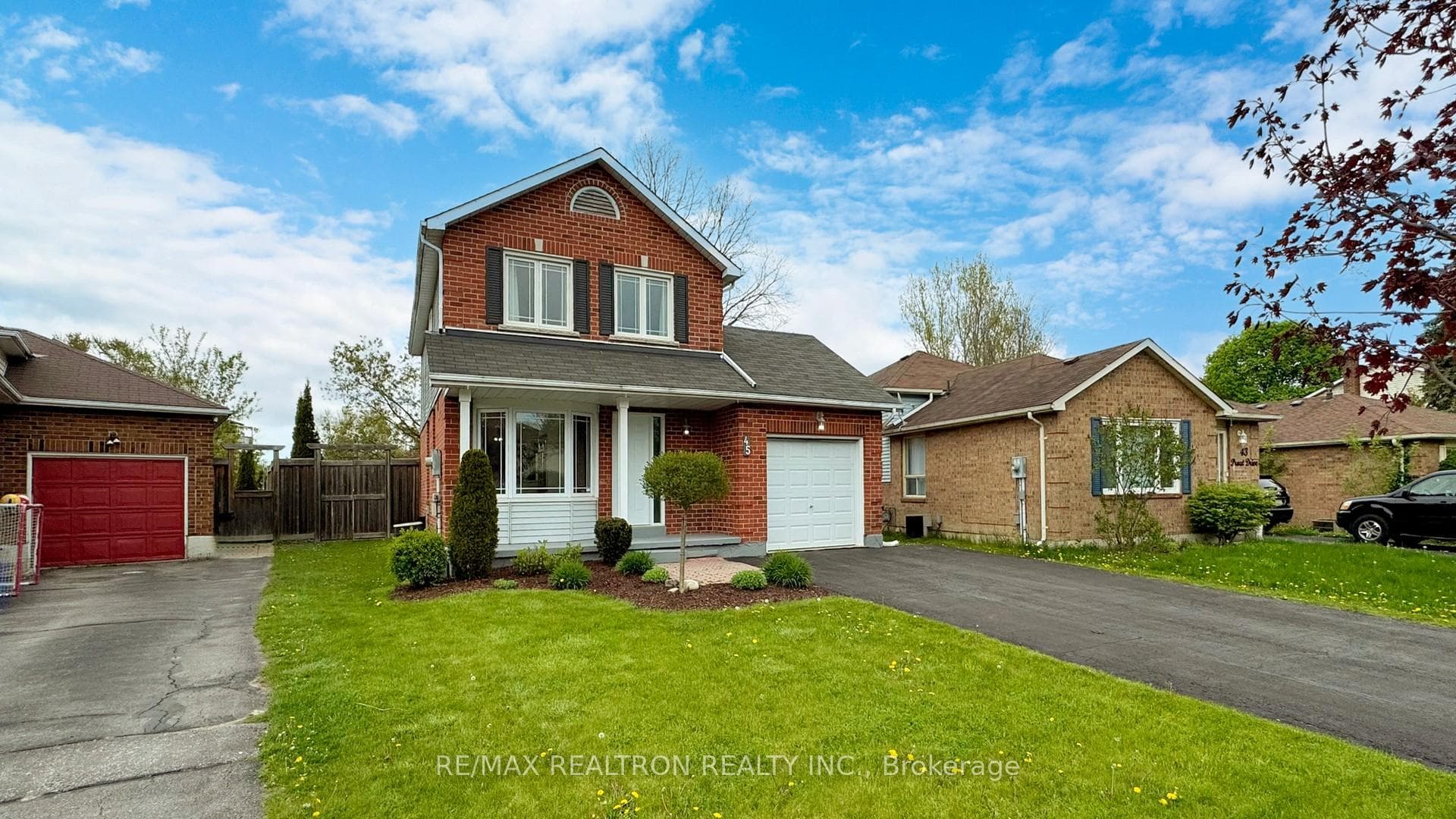 45 Prout Drive photo 3