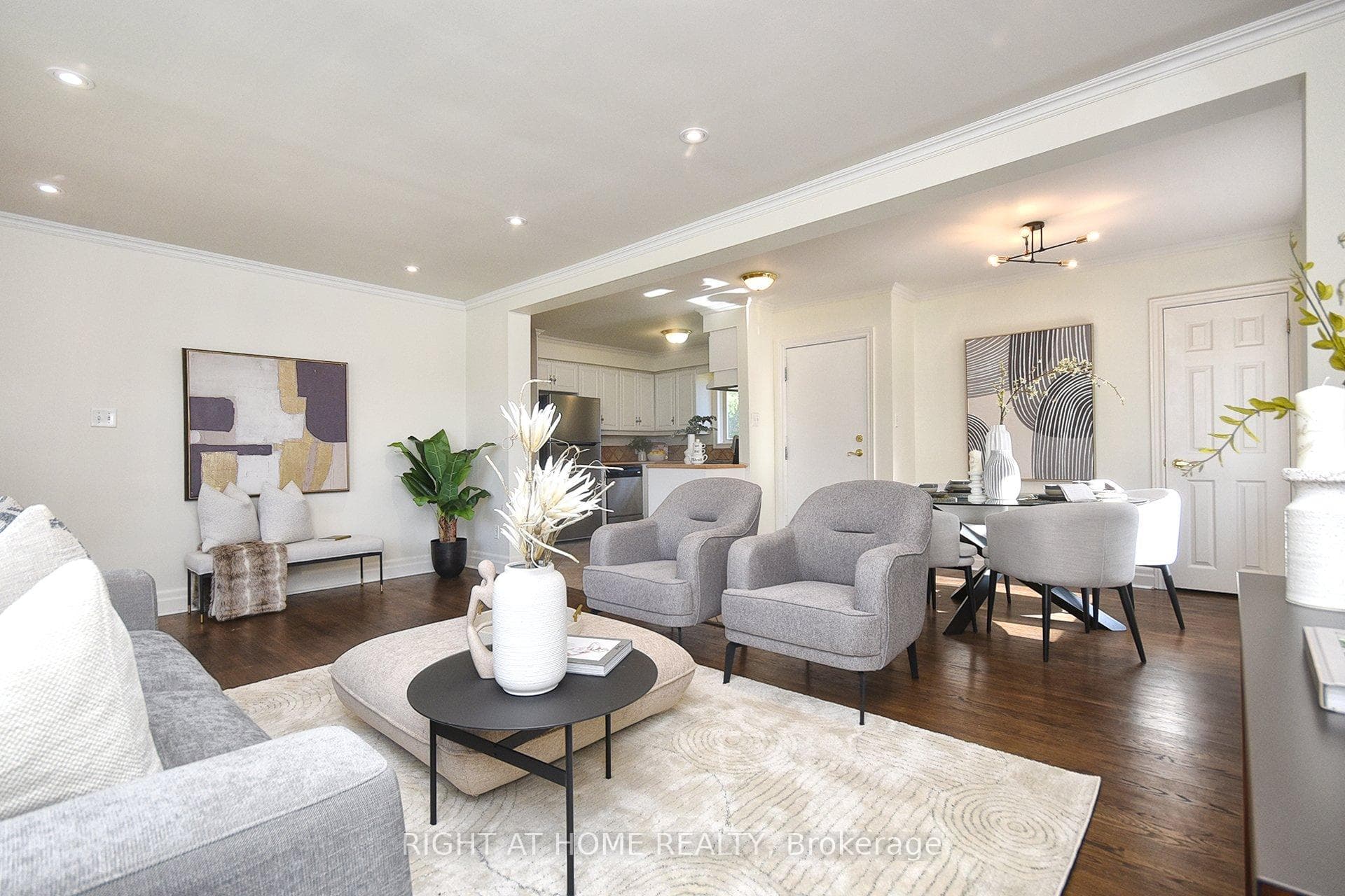 101 Wilstead Drive photo 2