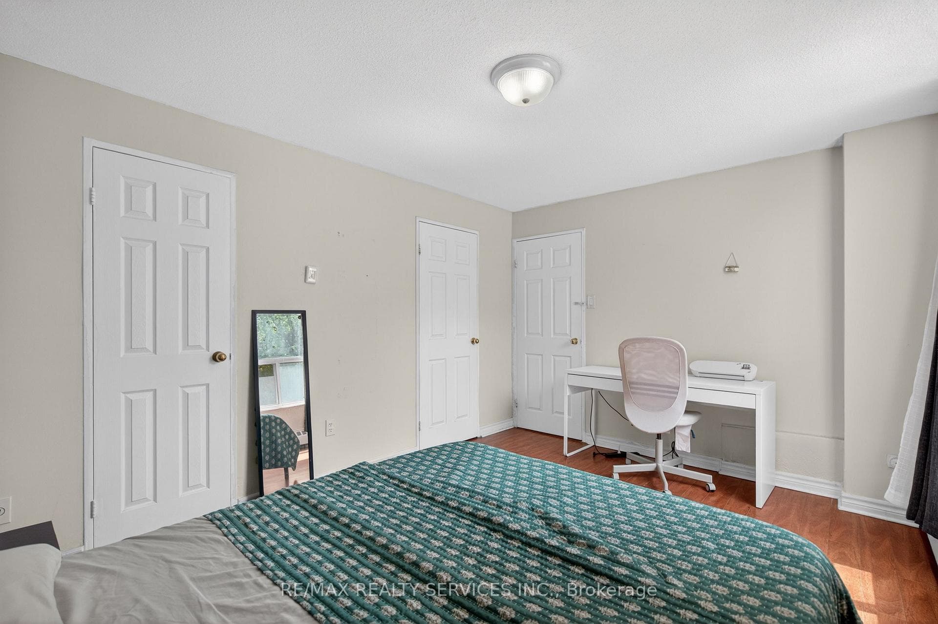 3120 Kirwin Avenue Unit 210 photo 28