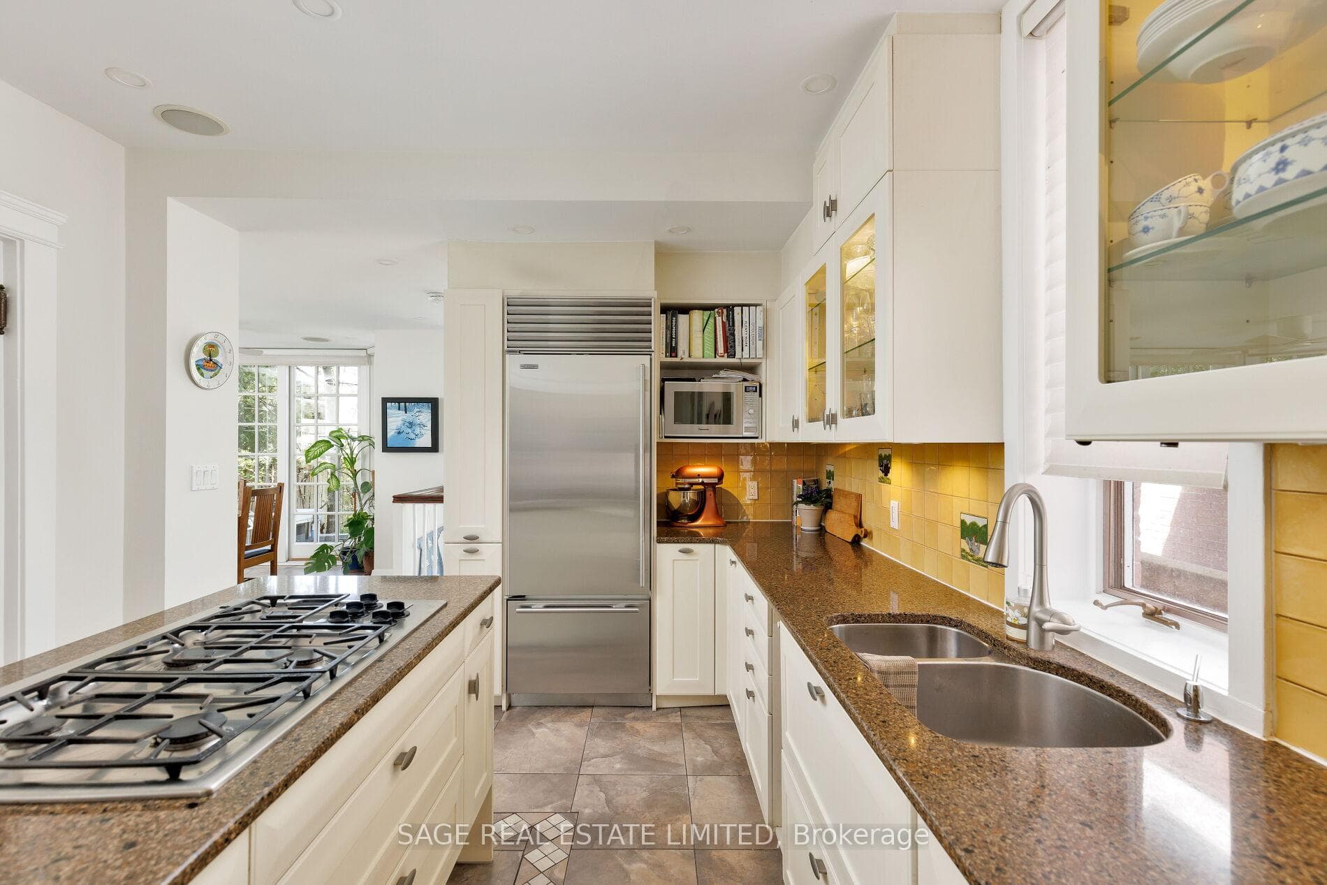364 Palmerston Boulevard photo 18