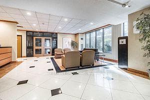 633 Bay Street Unit 2710 photo 3