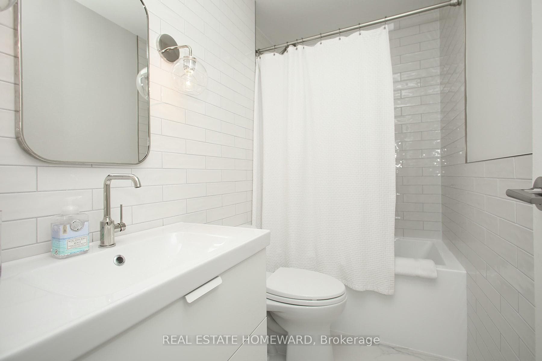 50 Battenberg Avenue photo 21