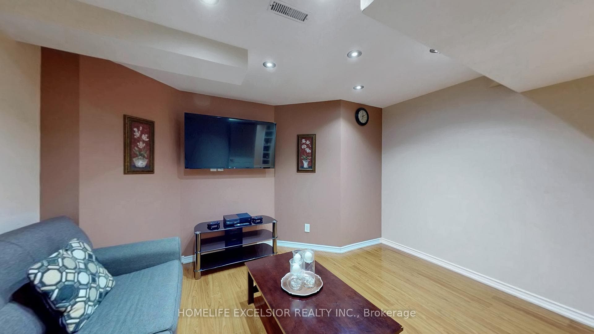 2 Wellsprings Drive photo 38
