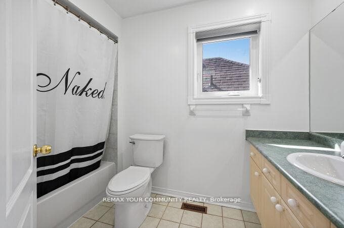 144 Broomlands Drive photo 31