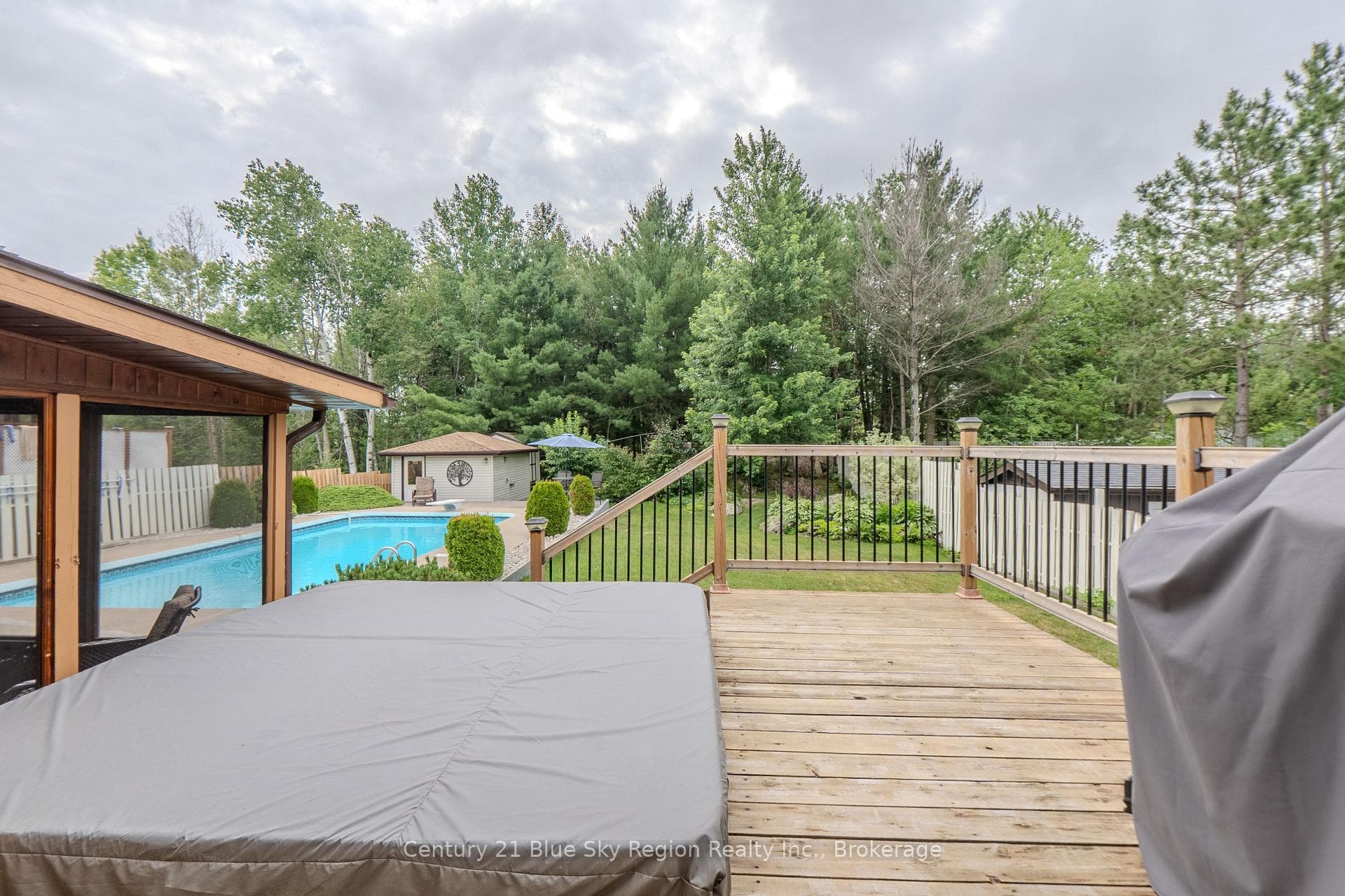 87 Labreche Drive photo 41
