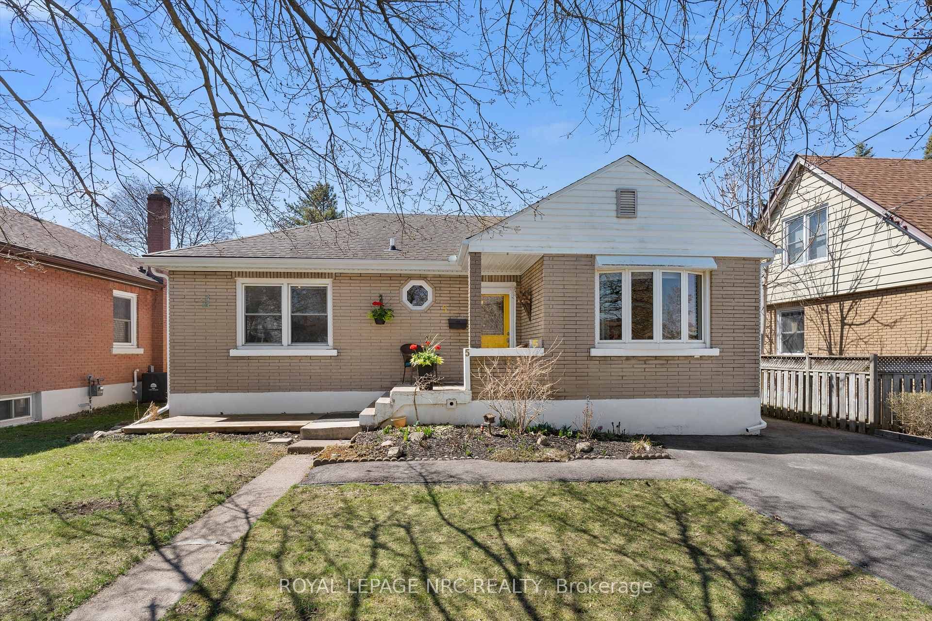 Welcome Home to Laird Drive!