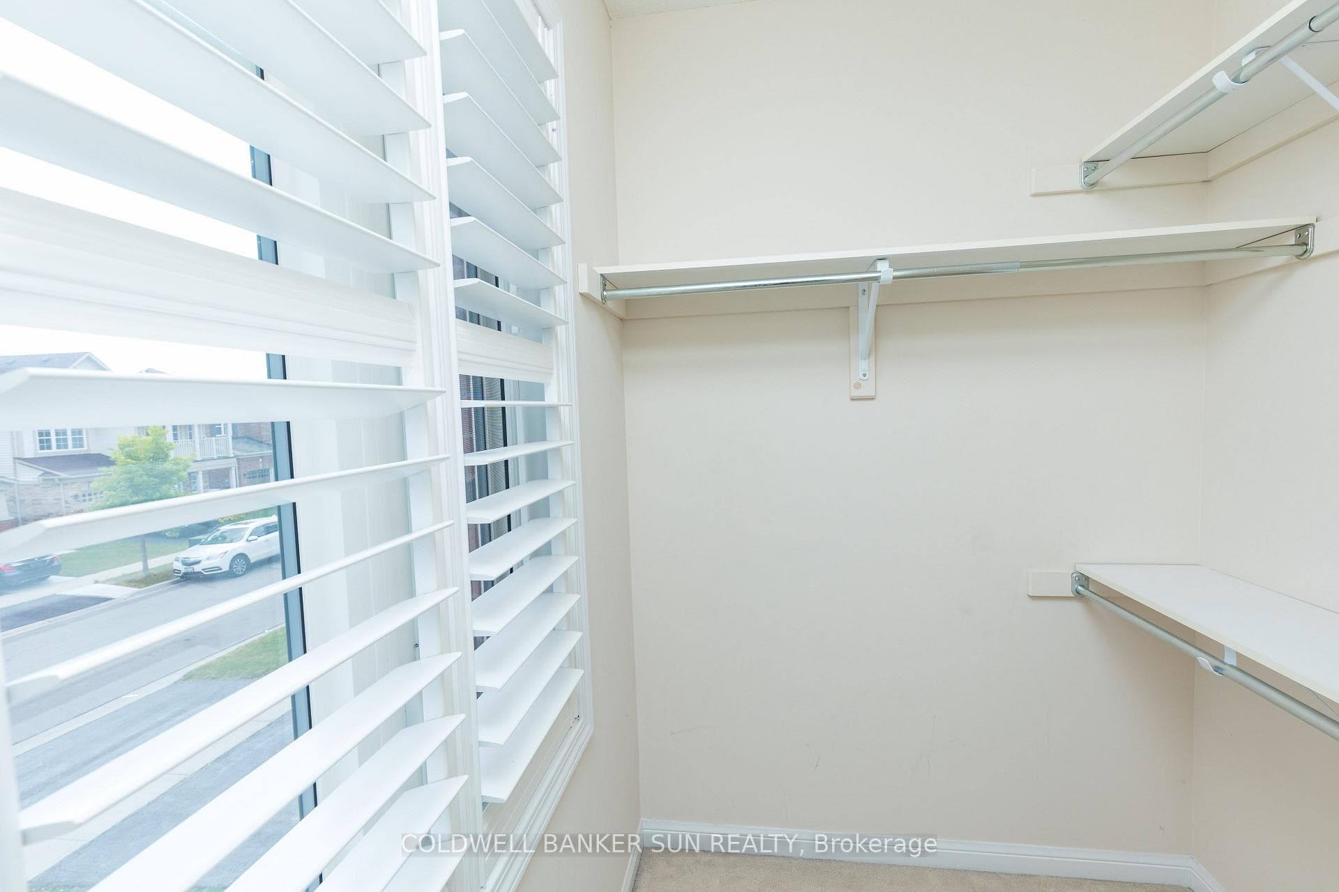 8 Dulverton Drive photo 30
