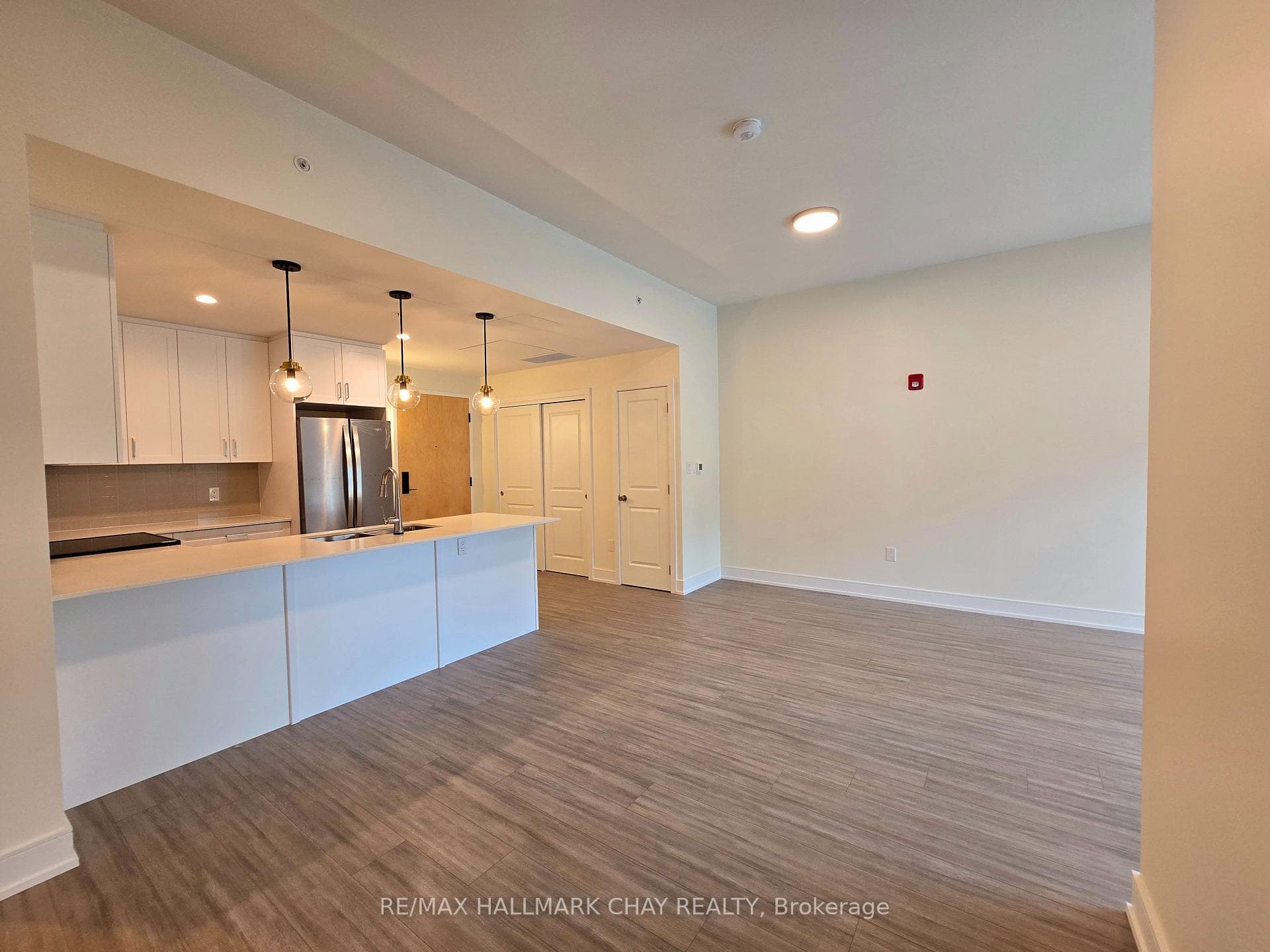 121 Mary Street Unit 207 photo 6