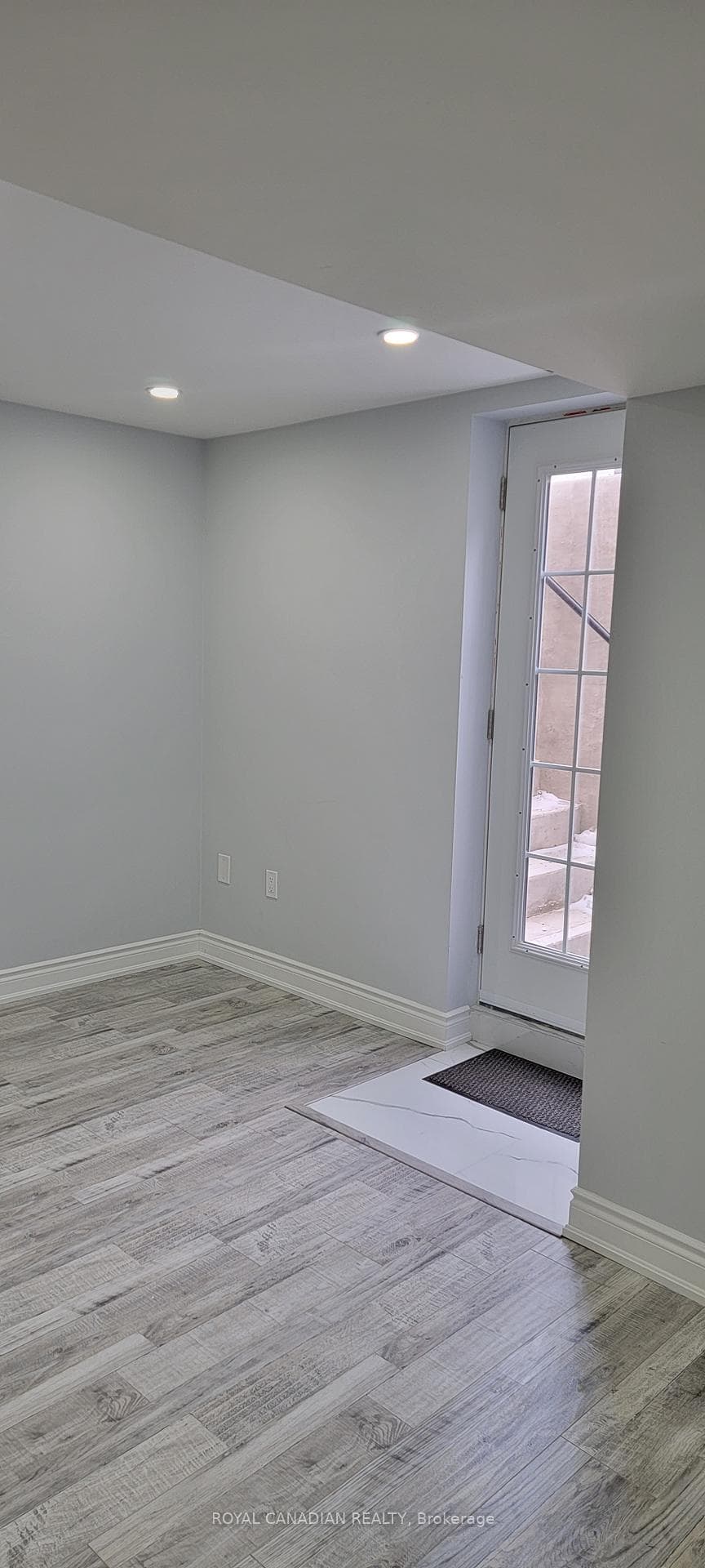 84 Masters Green Crescent Unit Bsmt photo 5