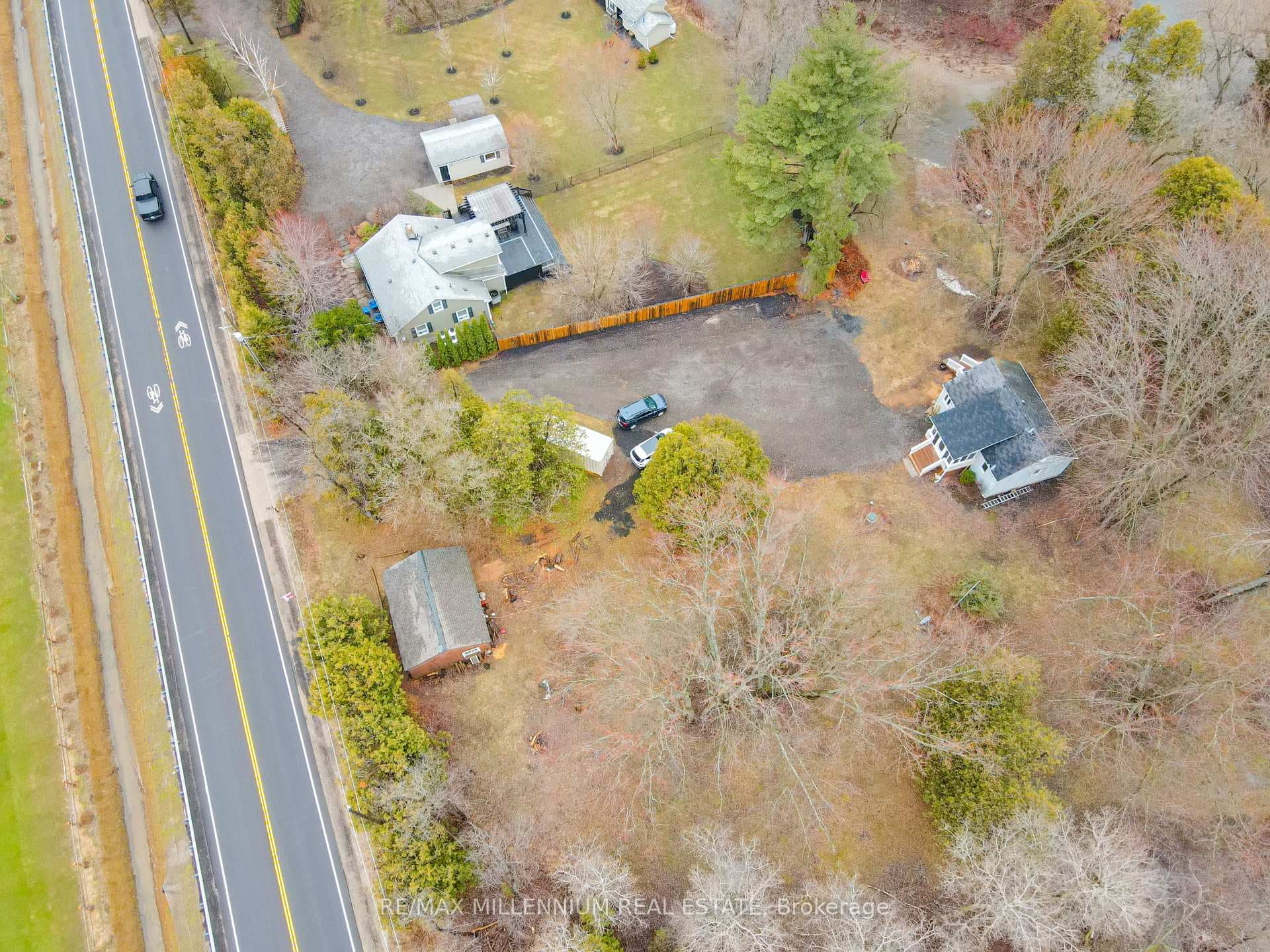 2424 Olde Base Line Road photo 7