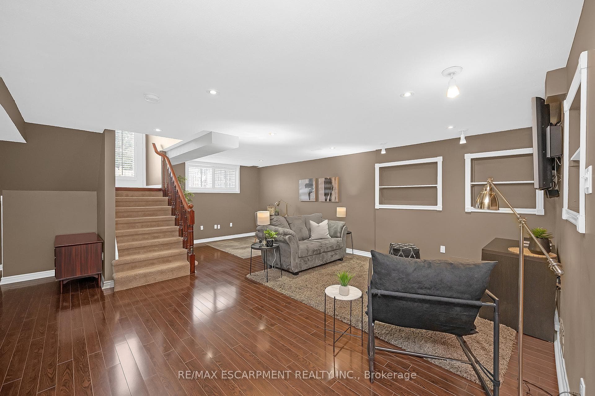 2243 TURNBERRY Road Unit 18 photo 17