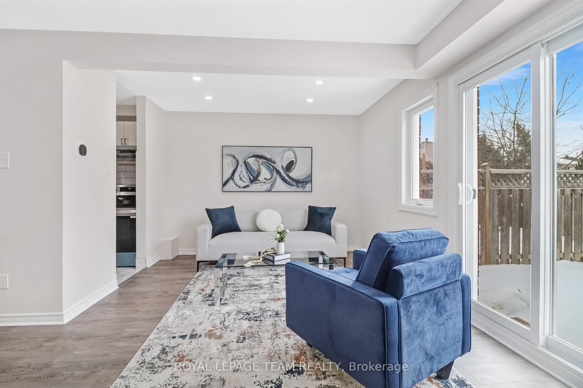 86 Woodford Way photo 8