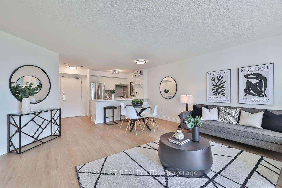 25 Grenville Street Unit 2404 photo 11