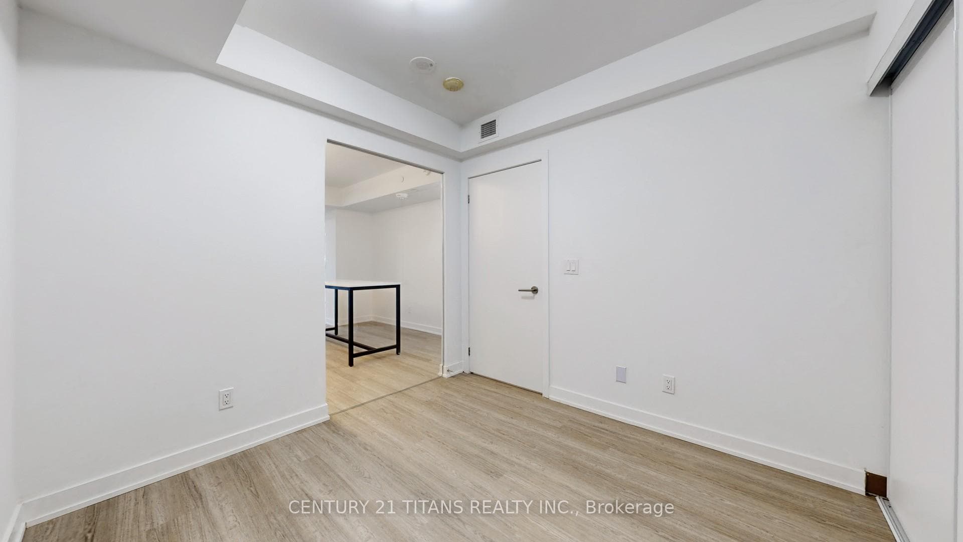 47 Mutual Street Unit 401 photo 26